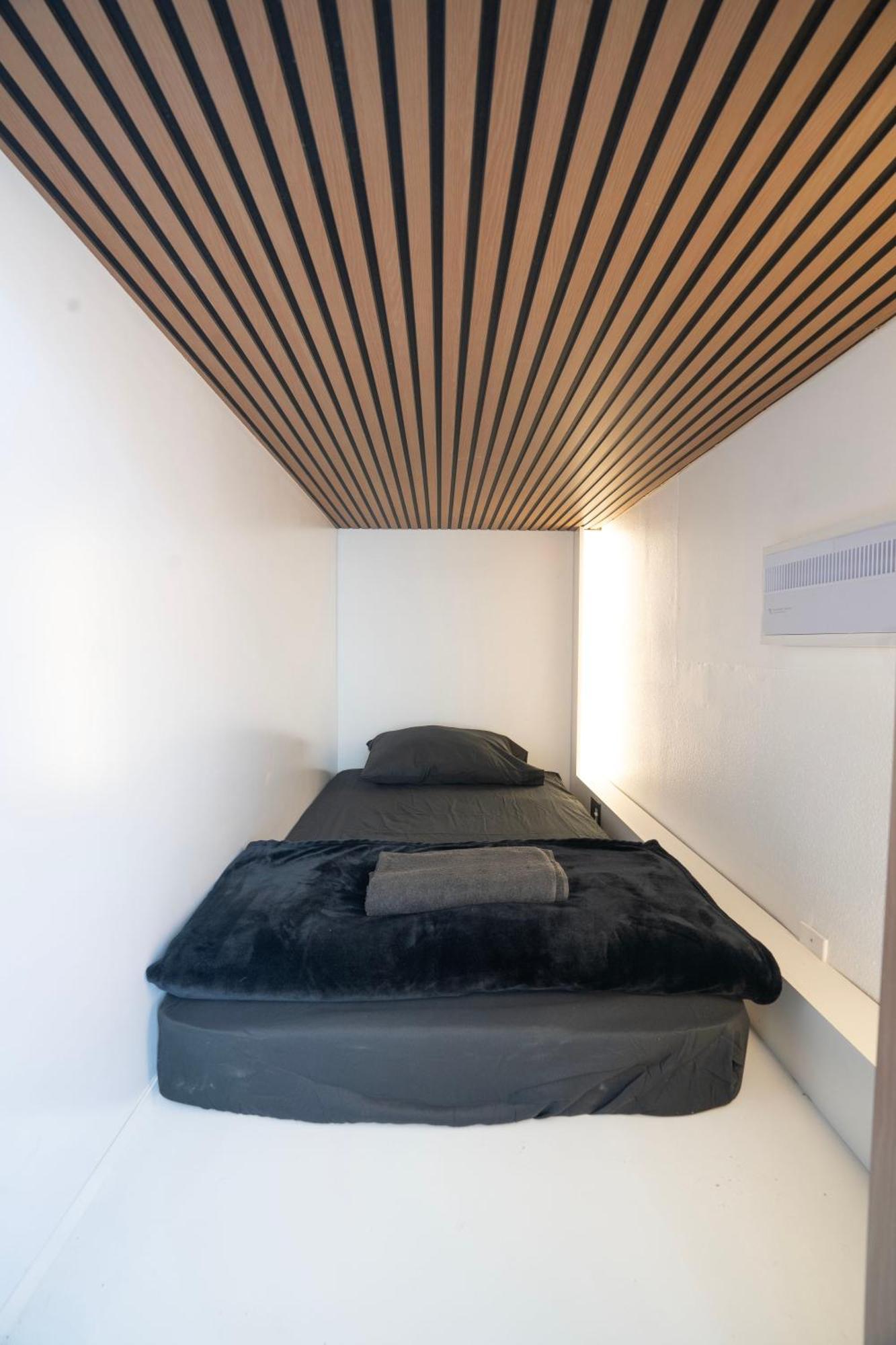 Seasun Hostel Los Angeles Bagian luar foto